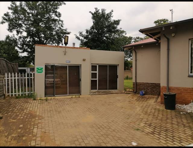 10 BEDROOM HOUSE FOR SALE IN HEIDELBERG AH